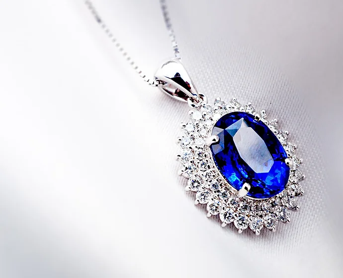 Blue Sapphire Diamond Pendant - Essilux
