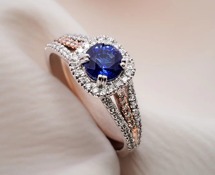 Blue Sapphire Diamond Ring - Essilux