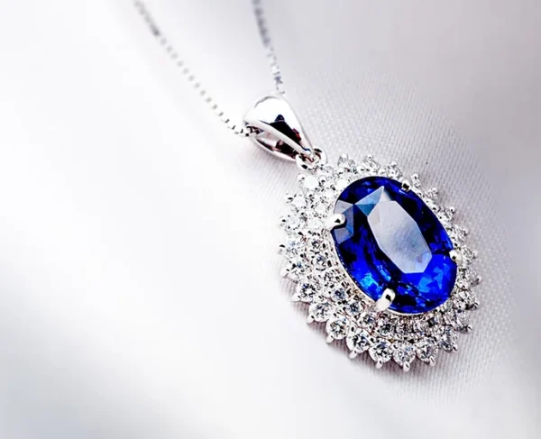 A Beautiful Blue Sapphire Pendant