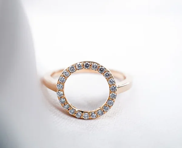 Full Circle Diamond Ring 2