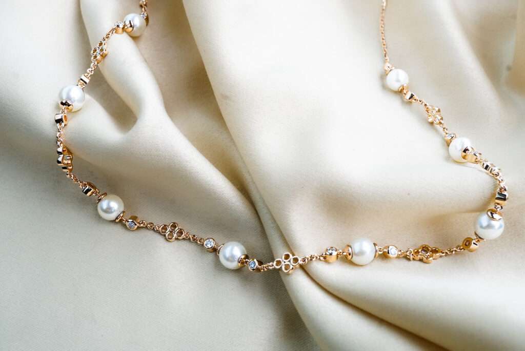 Pearl Diamond Necklace - Fashion Jewelry