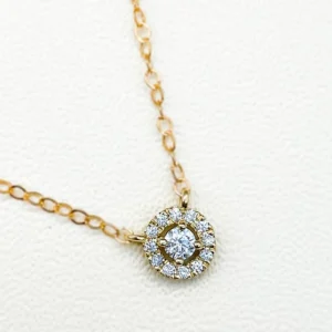 The Twinkling Diamond Pendant