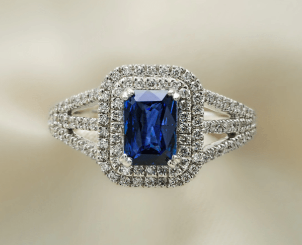 Azure Elegance Split Band Sapphire Ring