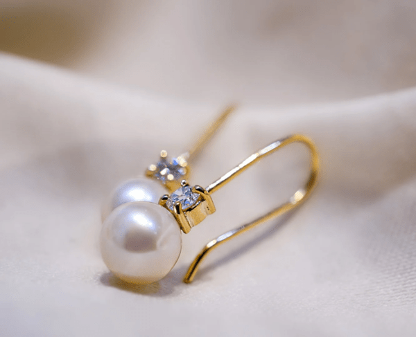 Diamond Dewdrop Pearl Earrings (2)