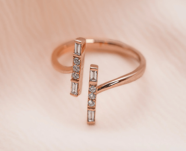 Rose Gold Elegance Diamond Bar Ring