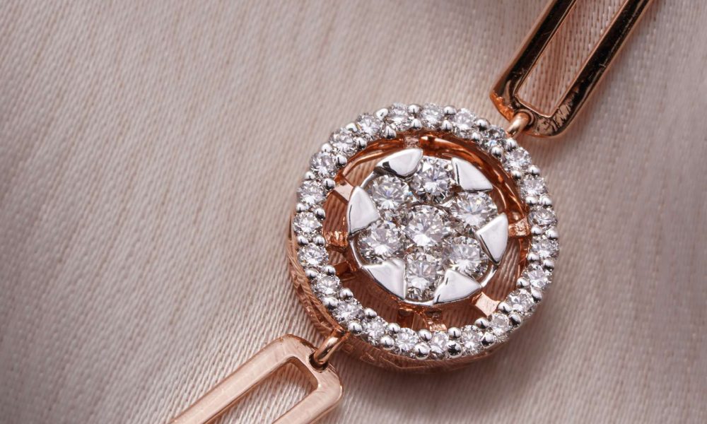 Bracelets and Bangles - A Stunning Diamond Bracelet