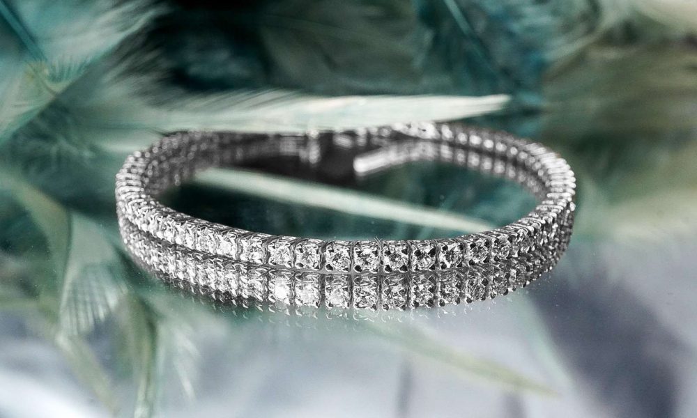 Green Diamonds - A brilliant Diamond Bracelet